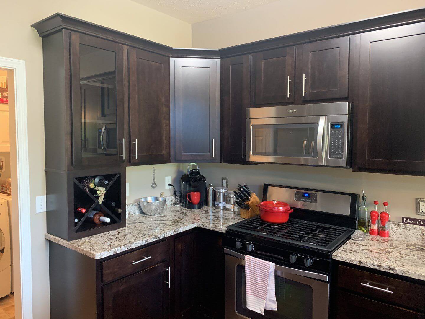 kitchen cabinet painting cleveland - Before Photo