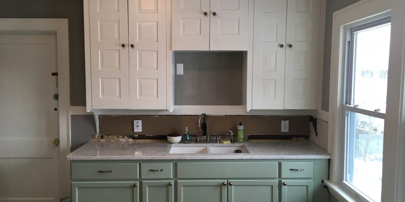 Cleveland Kitchen Cabinet painting - different upper & lower colors